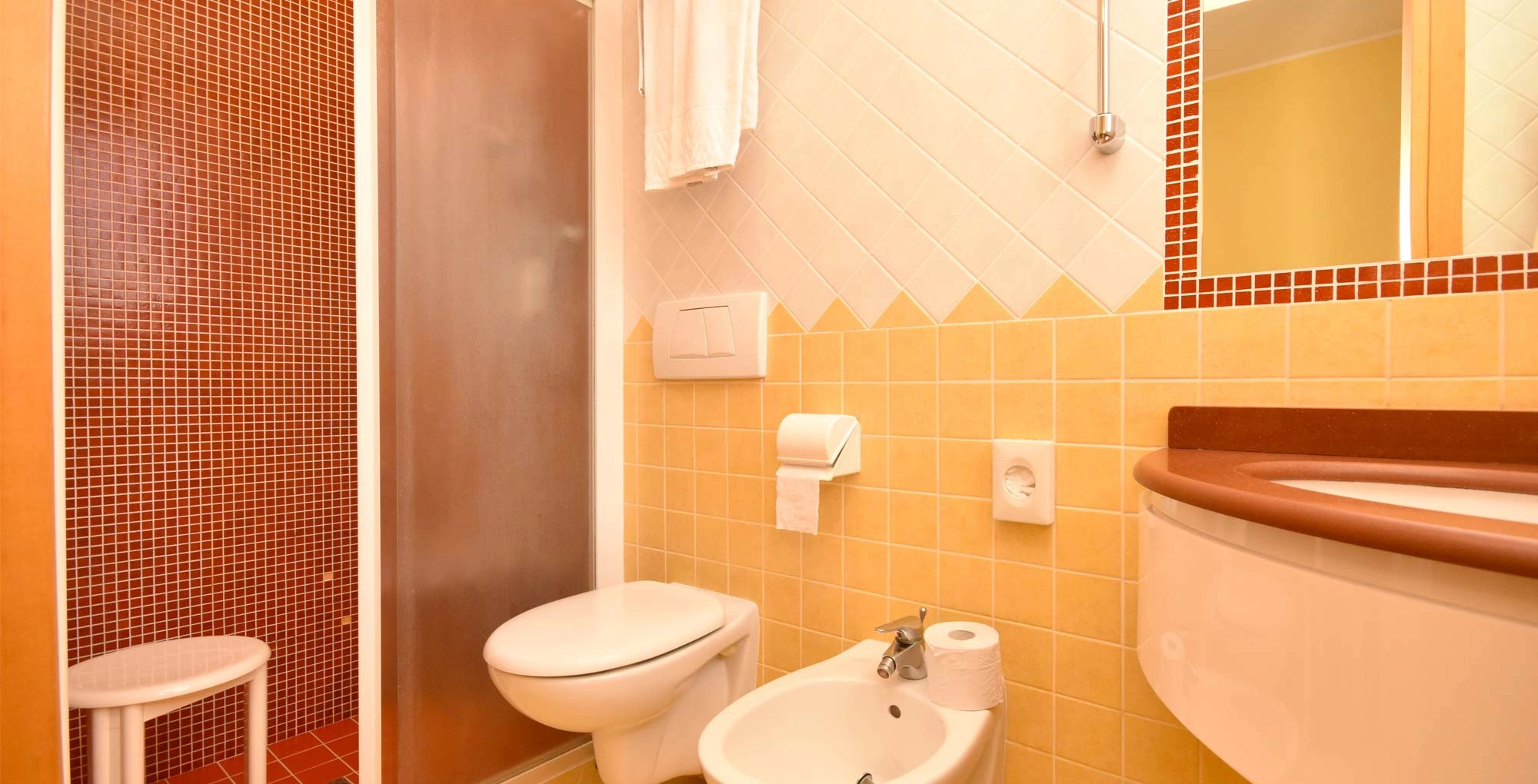 media.Slide-Camera-Comfort-03-Hotel-Thea